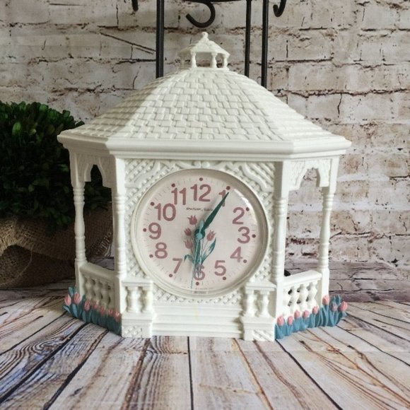 Vintage Burwood Gazebo Clock #2989 - Picture 2 of 12